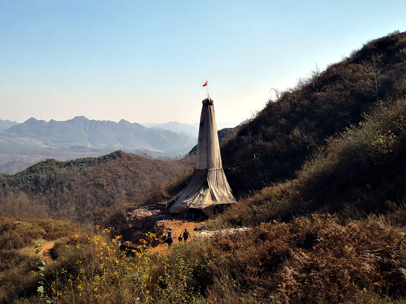 再出發(fā)，亮巖